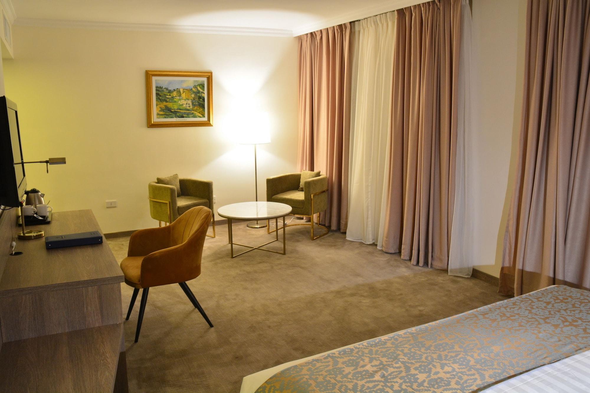 The Sanrock Hotel Амман Номер фото